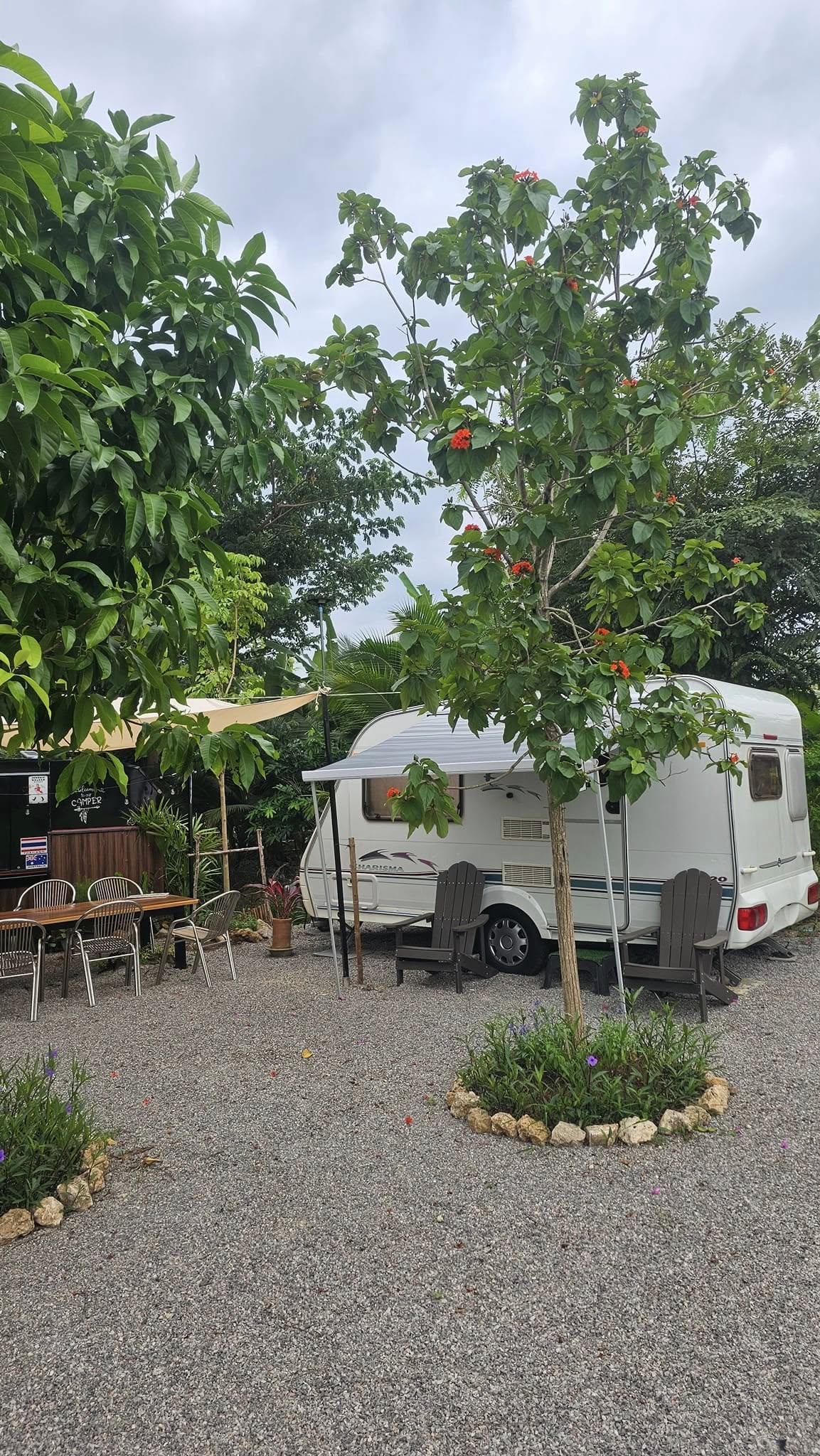 รถบ้าน Caravan