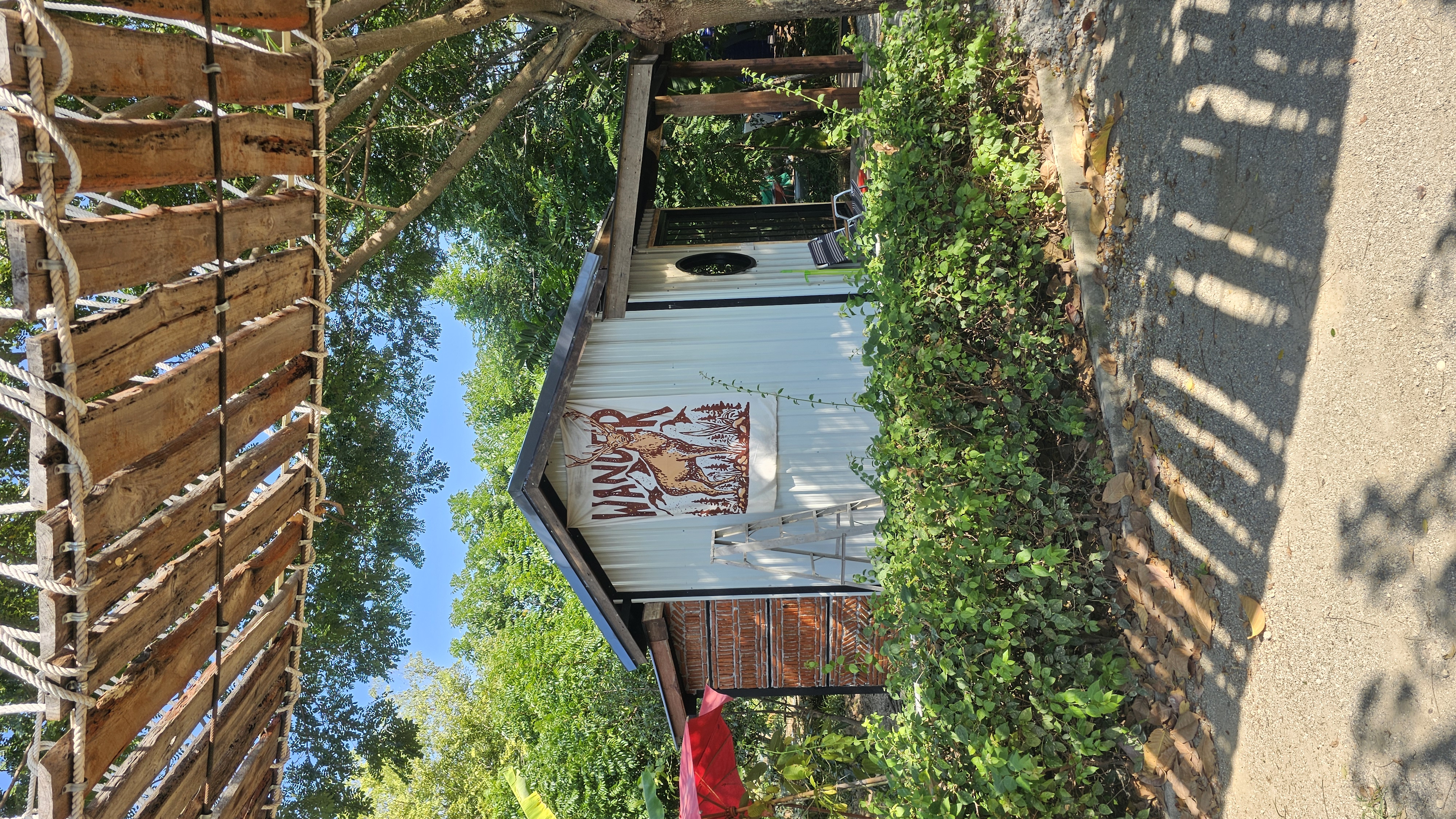 บ้านฉำฉา